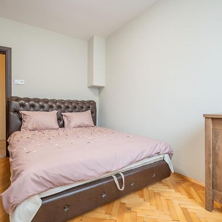 Pirotska 2-Bedroom 100M2 Apartment In Sofia Center Exterior photo
