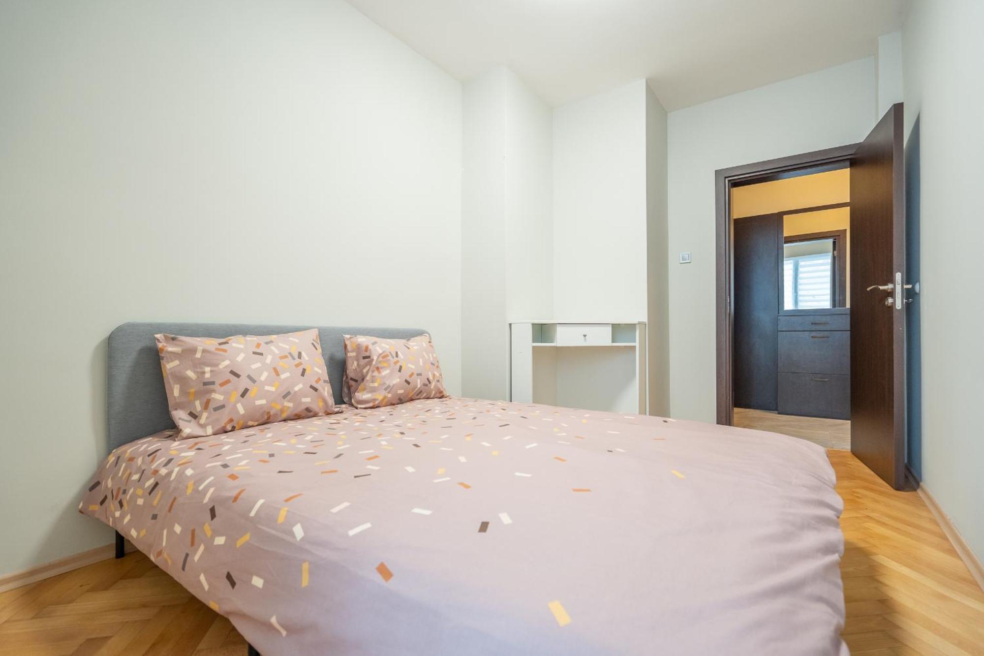 Pirotska 2-Bedroom 100M2 Apartment In Sofia Center Exterior photo